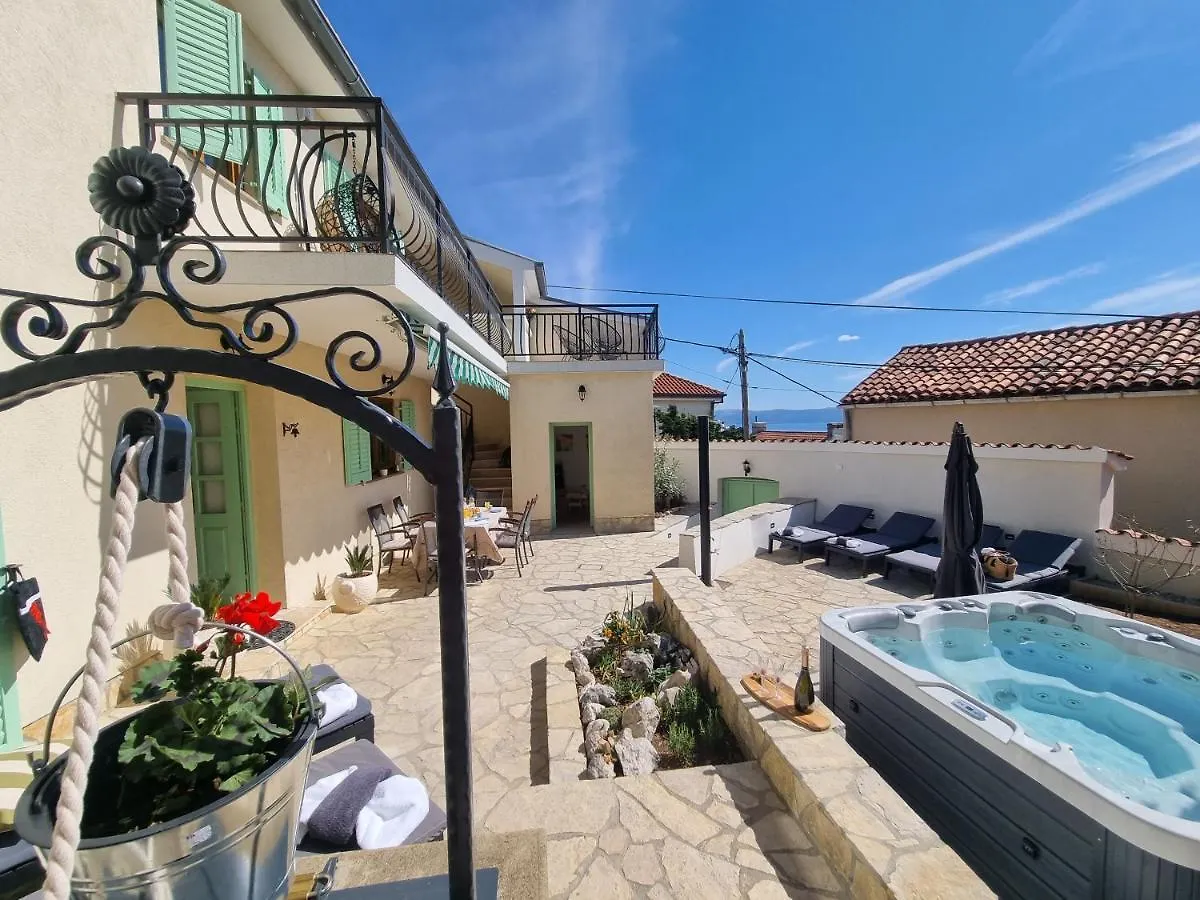 Holiday House Marea With Jacuzzi Crikvenica