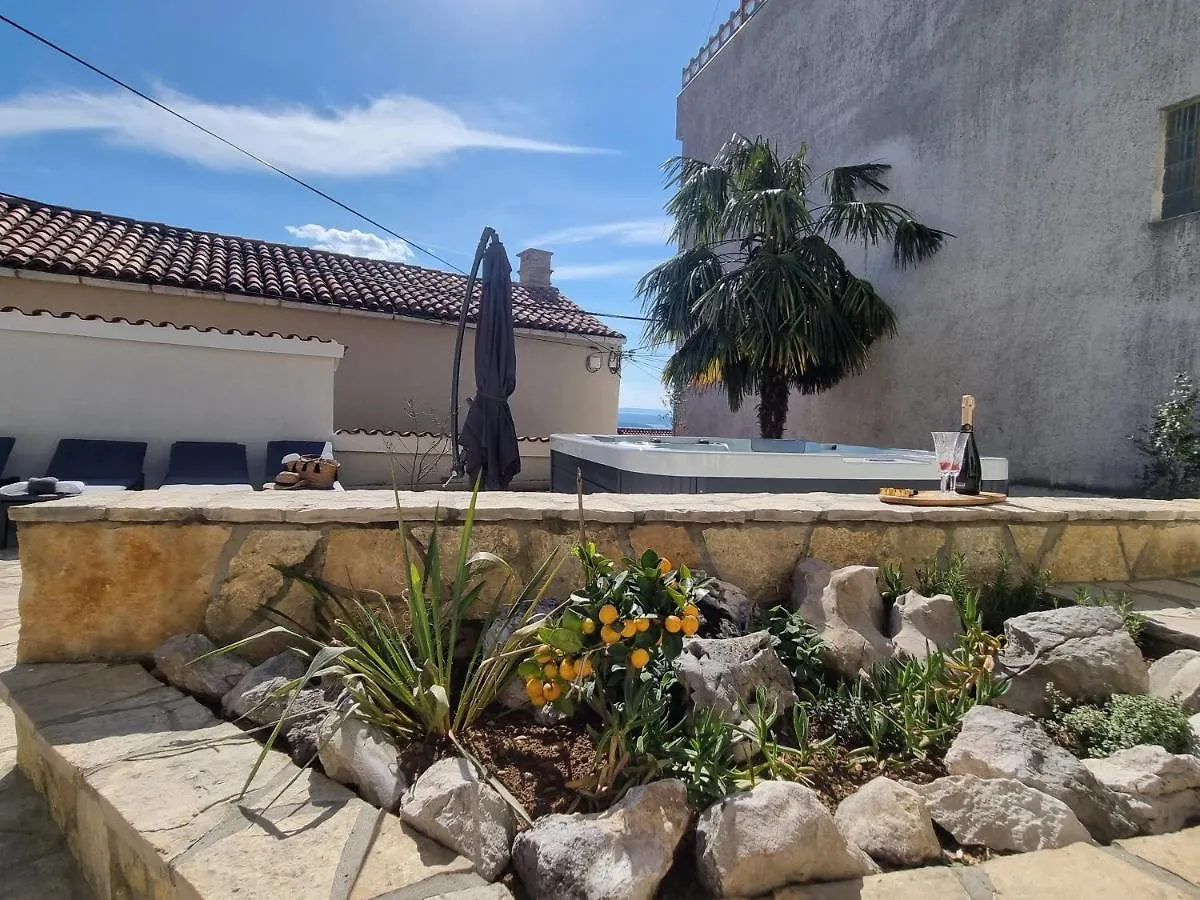 Holiday House Marea With Jacuzzi Crikvenica 0*,