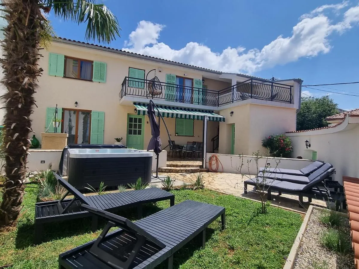Holiday home Holiday House Marea With Jacuzzi Crikvenica